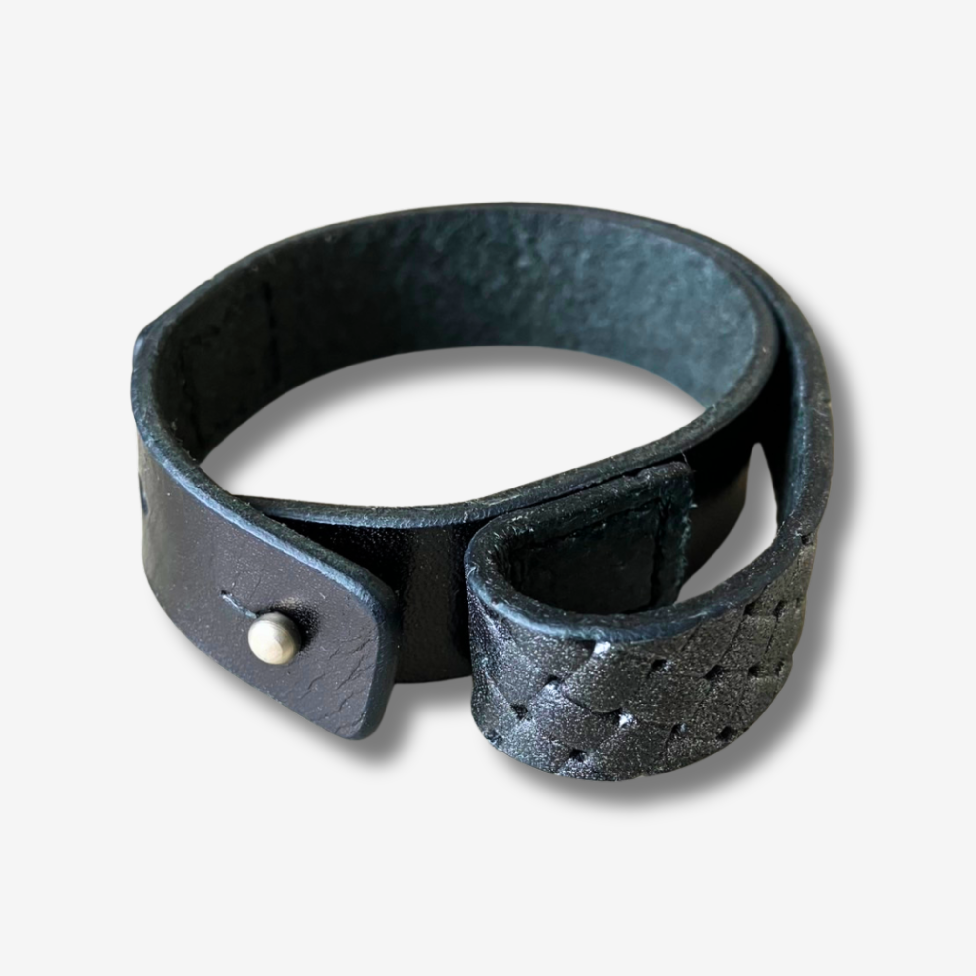 メタリックブラック